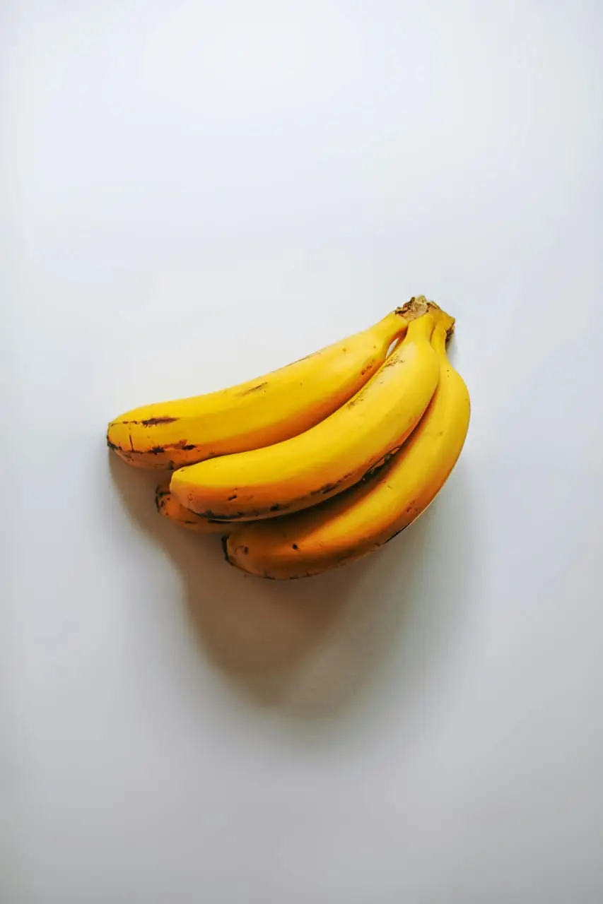 What are the benefits of eating bananas for our body?