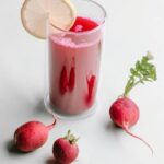 Red Radish Benefits for Weight Loss, Skin & Digestion.